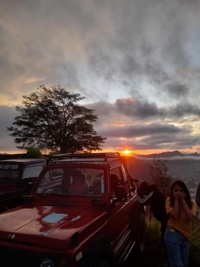 Batur Holiday Кубупенлокан Экстерьер фото
