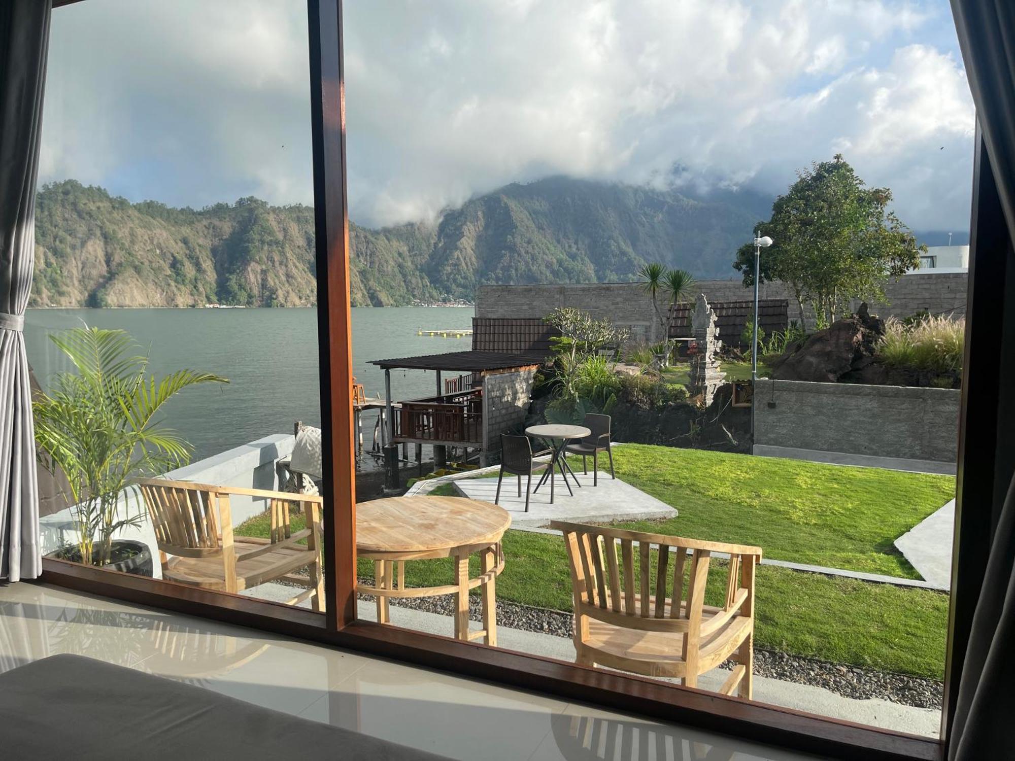Batur Holiday Кубупенлокан Экстерьер фото